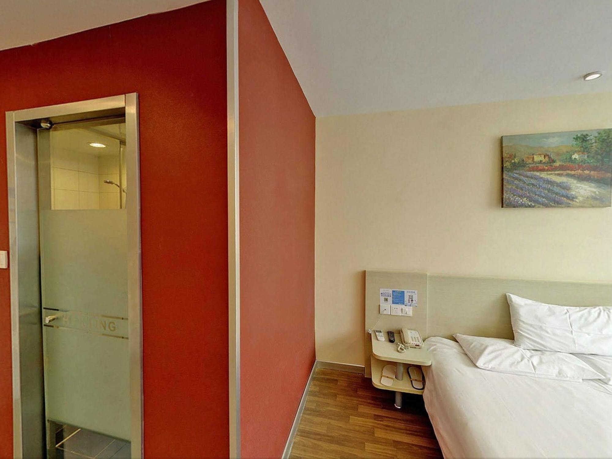 ฮั่นถิง โฮเต็ล เซี่ยงไฮ้ ฟูตัน Hotel ภายนอก รูปภาพ